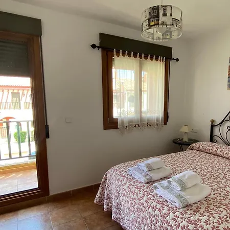 Adosado Con Vistas, Relajate Y Disfruta